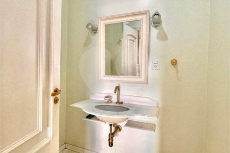Apartamento à venda com 3 quartos, sendo 2 suítes, em Cambuci, São Paulo, SP
