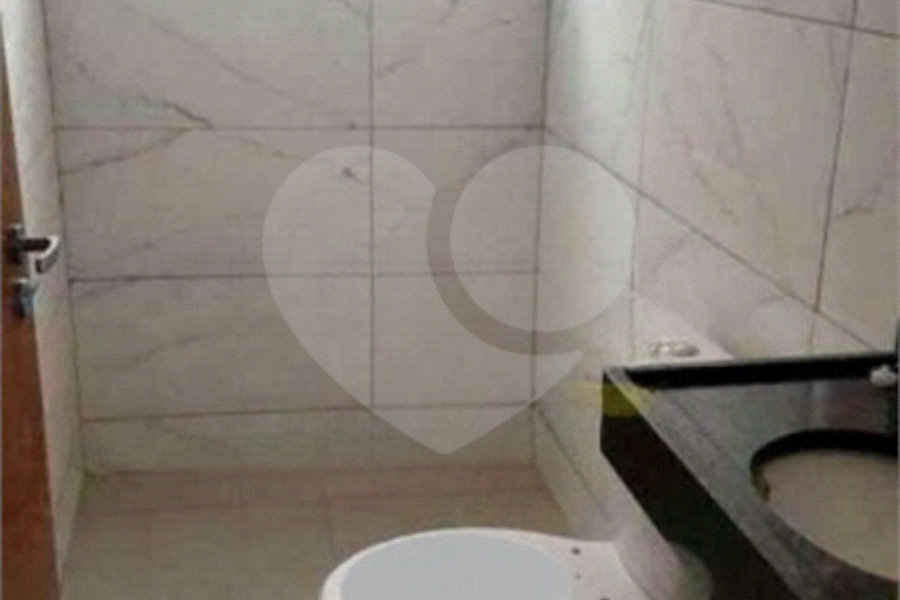 Sobrado à venda com 3 quartos, sendo 1 suíte, em Parada Inglesa, São Paulo, SP
