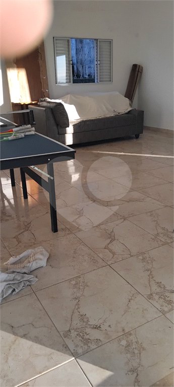 Chácara à venda com 3 quartos, sendo 1 suíte,  em Botujuru, Mogi das Cruzes, SP