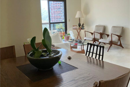 Apartamento à venda com 4 quartos, sendo 2 suítes, em Vila Andrade, São Paulo, SP