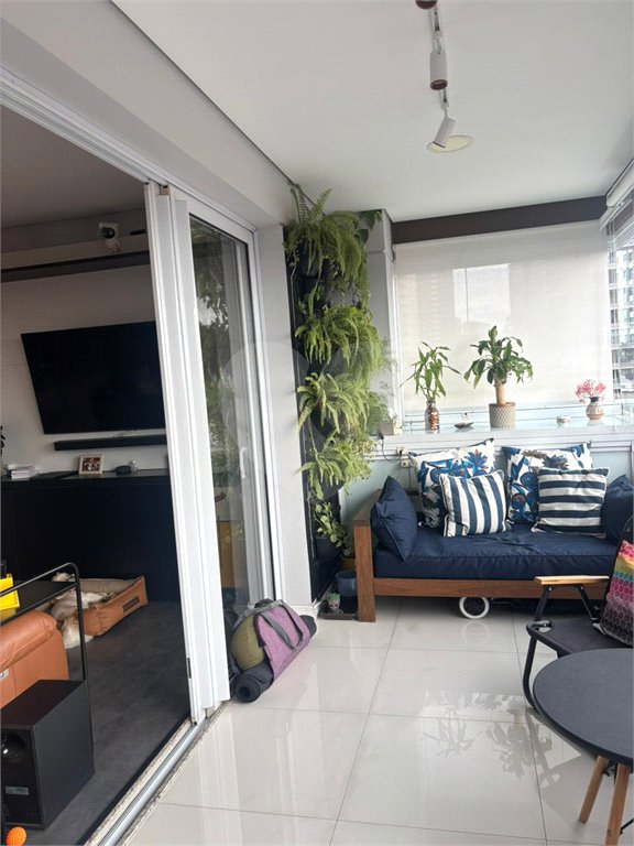 Apartamento à venda com 2 quartos, sendo 1 suíte,  em Tatuapé, São Paulo, SP