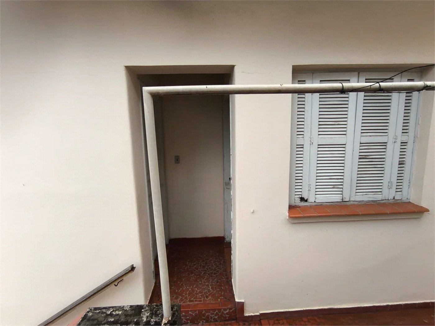 Sobrado à venda com 5 quartos, sendo 1 suíte, em Jardim Trussardi, São Paulo, SP