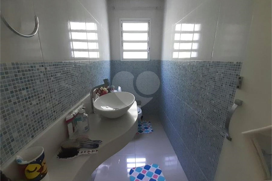 Sobrado à venda com 3 quartos, sendo 1 suíte, em Parque Edu Chaves, São Paulo, SP