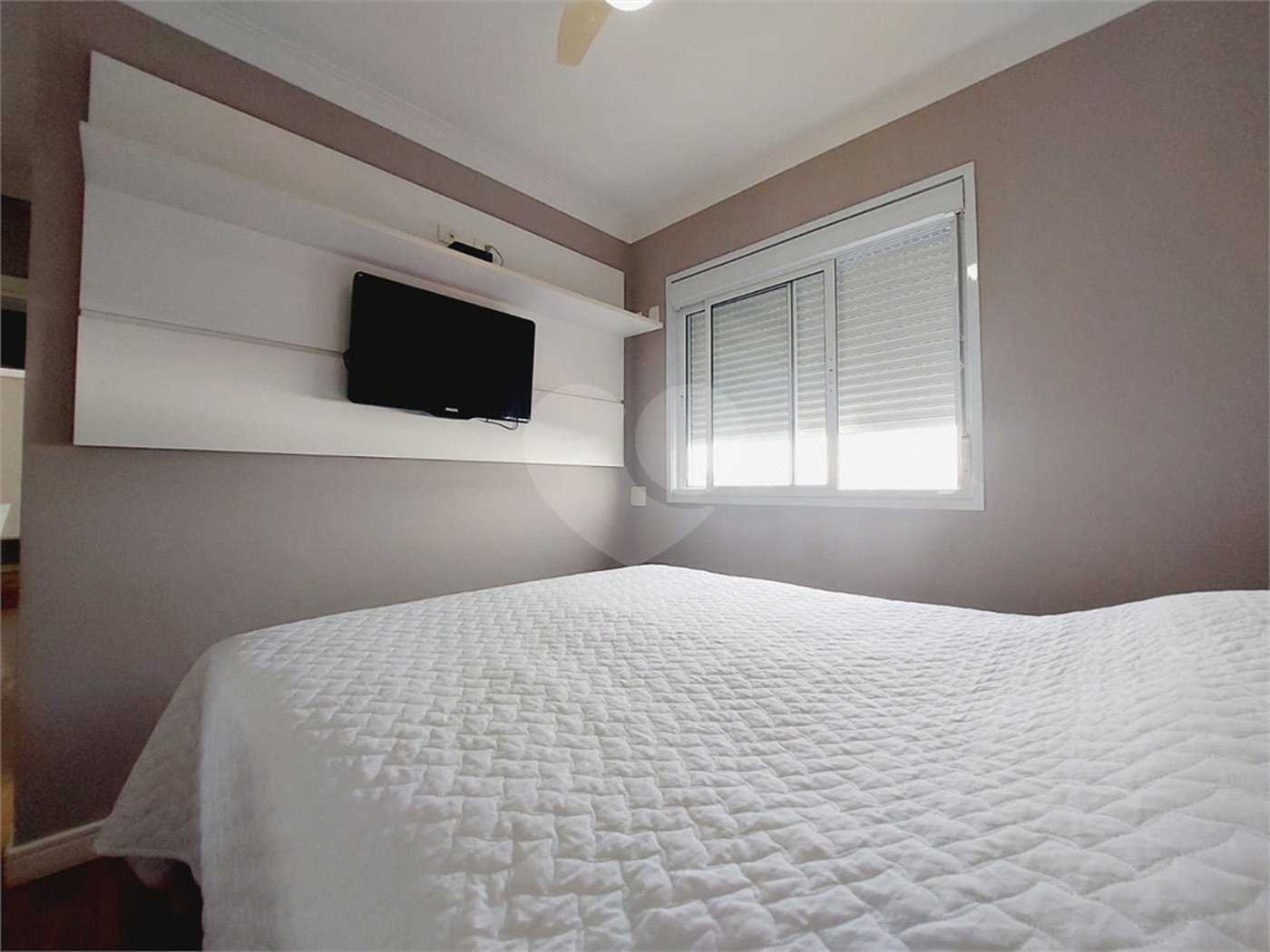 Apartamento à venda com 2 quartos, sendo 1 suíte, em Vila Anastácio, São Paulo, SP