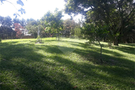 Chácara à venda com 3 quartos, sendo 2 suítes,  em Vila Darcy Penteado (mailasqui), São Roque, SP