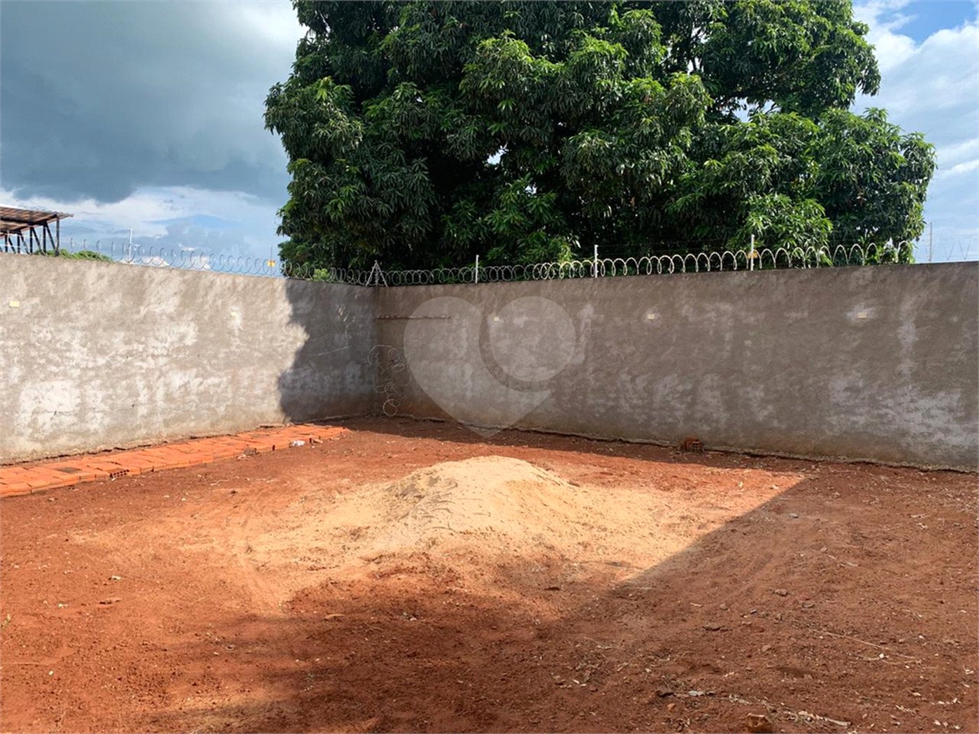 Casa à venda com 1 quarto em Parque Das Mangueiras, Três Lagoas, MS