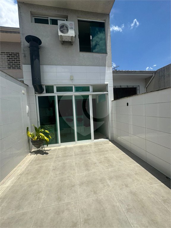 Sobrado à venda com 3 quartos, sendo 1 suíte, em Vila Nivi, São Paulo, SP