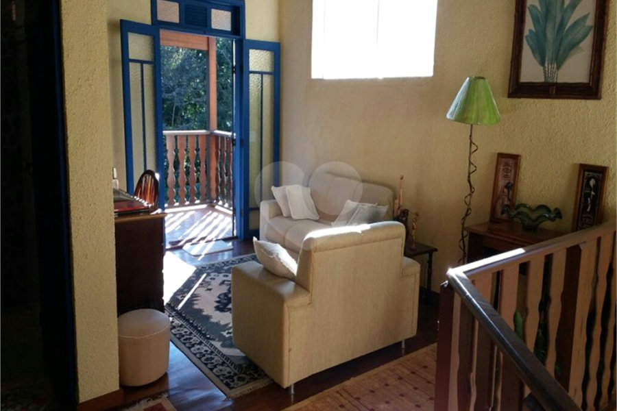 Casa à venda ou para alugar com 3 suítes no condomínio Parque Imperial da Cantareira, Mairiporã - SP