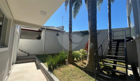 Sobrado à venda com 4 quartos, sendo 3 suítes, em Jardim Paulista, Atibaia, SP