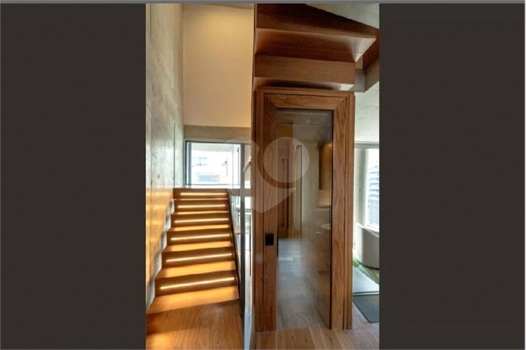 Apartamento à venda com 2 suítes em Vila Nova Conceição, São Paulo, SP