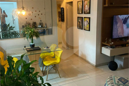 Apartamento à venda com 3 quartos, sendo 1 suíte, em Barra Funda, São Paulo, SP