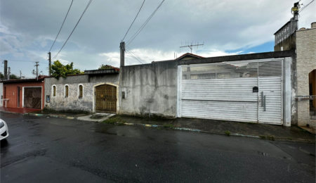 Casa à venda com 3 quartos, sendo 1 suíte, em Jardim Nova Poá, Poá, SP