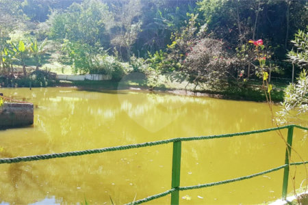 Casa à venda com 5 quartos, sendo 1 suíte,  em Taboão, Mogi das Cruzes, SP
