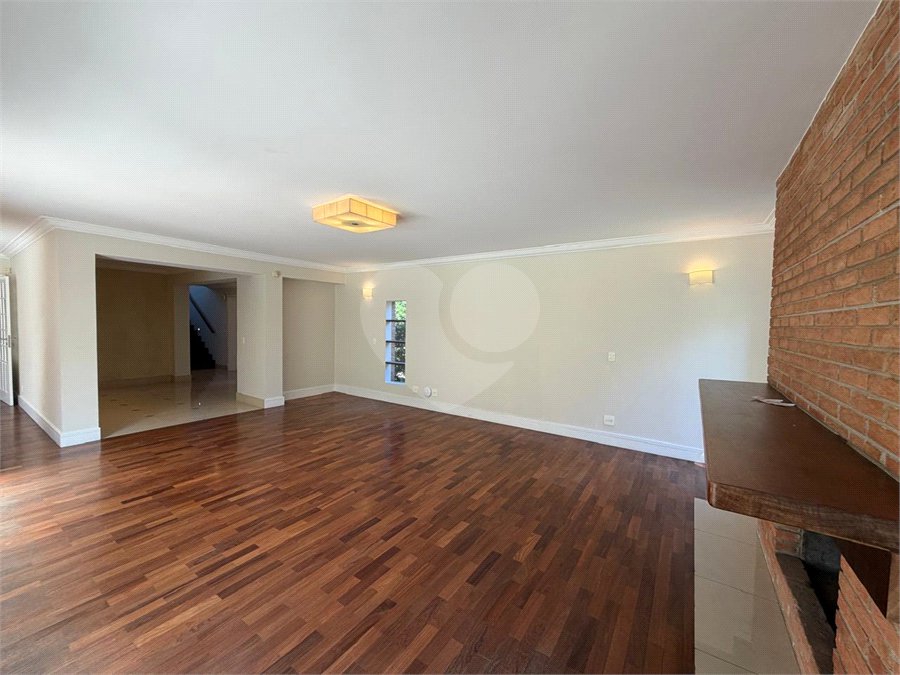 Casa à venda ou para alugar com 4 quartos, sendo 3 suítes, em Alto da Boa Vista, São Paulo, SP