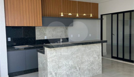 Casa à venda com 3 suítes no condomínio Residencial Maria Dulce, Indaiatuba - SP
