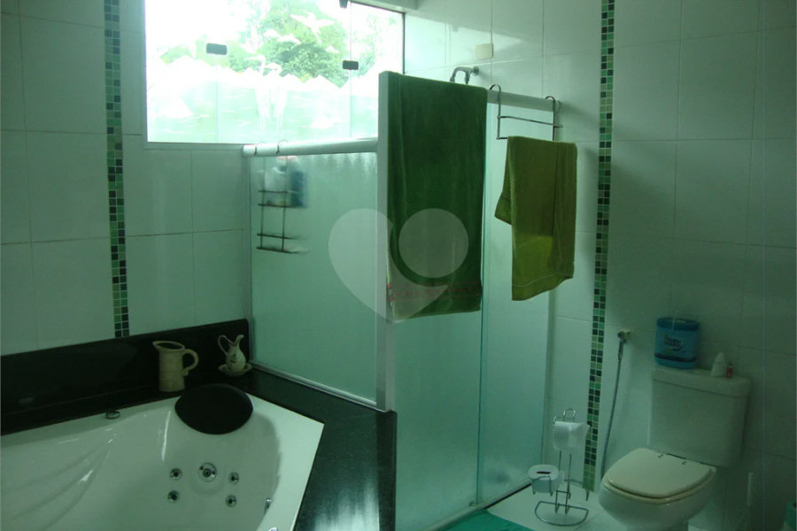 Chácara à venda com 5 quartos, sendo 2 suítes, em Jardim Arujá, Arujá, SP
