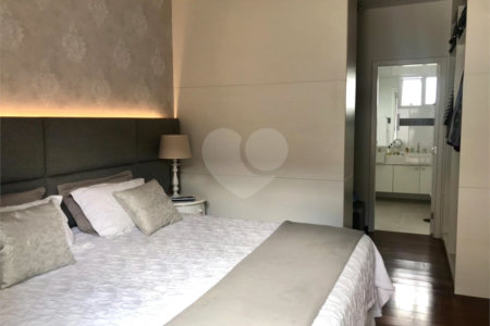 Casa à venda com 4 suítes no condomínio Sunset Brooklin, São Paulo - SP