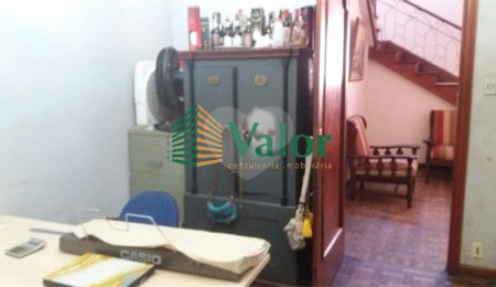 Casa à venda com 8 quartos, sendo 3 suítes, no Centro, São Carlos, SP