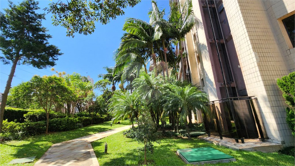 APTO 4 DORM (SUÍTES) E 5 GARAGENS NA SAÚDE