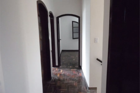 Casa à venda com 5 quartos, sendo 3 suítes, em Vila São Francisco, São Paulo, SP