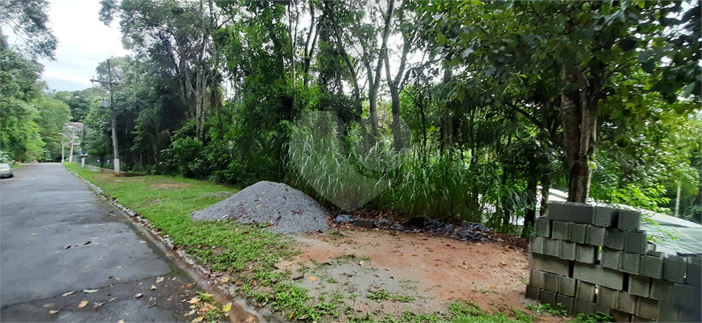 Terreno à venda no condomínio Associação Reserva das Hortênsias, Mairiporã - SP