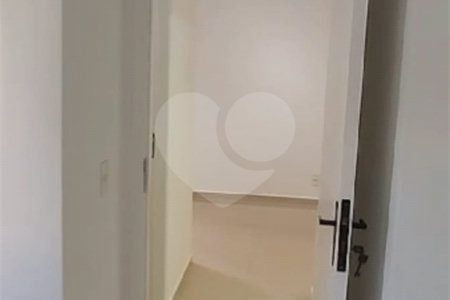 Apartamento à venda com 2 quartos em Jardim Ester Yolanda, São Paulo, SP