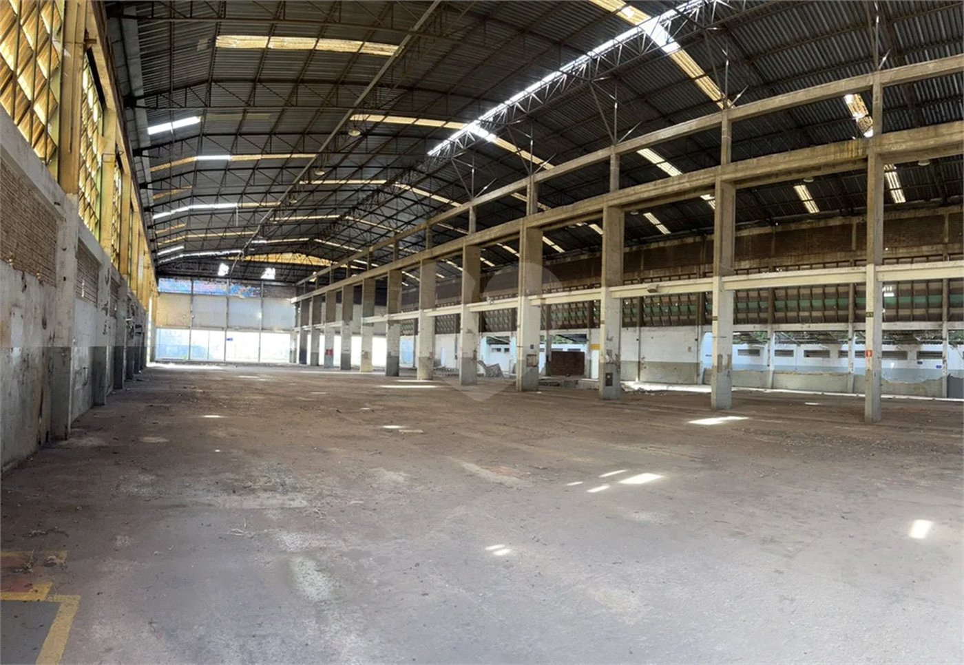 Excelente Galpão comercial para empresas disponível para venda e locação em Piracicaba - SP.