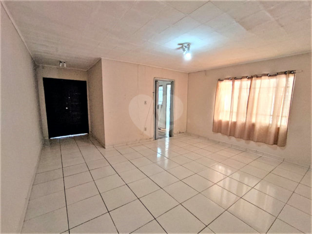 Casa Térrea à venda com 2 quartos em Sitio Pinheirinho, São Paulo, SP