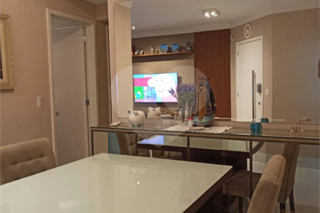 Apartamento à venda com 3 quartos, sendo 1 suíte, em Tatuapé, São Paulo, SP