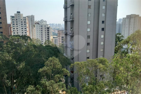 Apartamento à venda com 4 suítes em Vila Suzana, São Paulo, SP