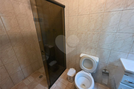Sobrado à venda com 3 quartos em Rio Pequeno, São Paulo, SP