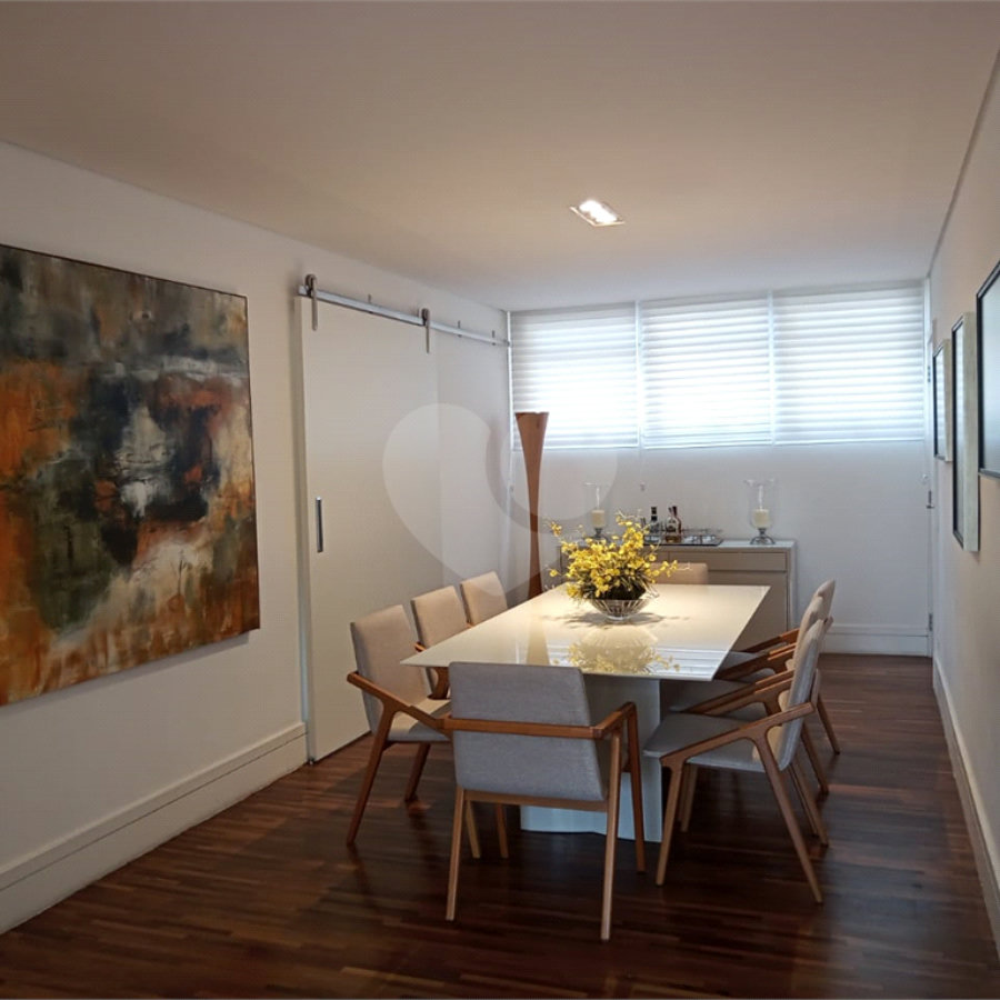 Apartamento à venda com 3 quartos, sendo 1 suíte, em Higienópolis, São Paulo, SP