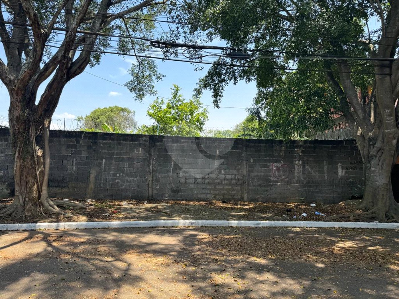 Terreno à venda em Interlagos, São Paulo, SP