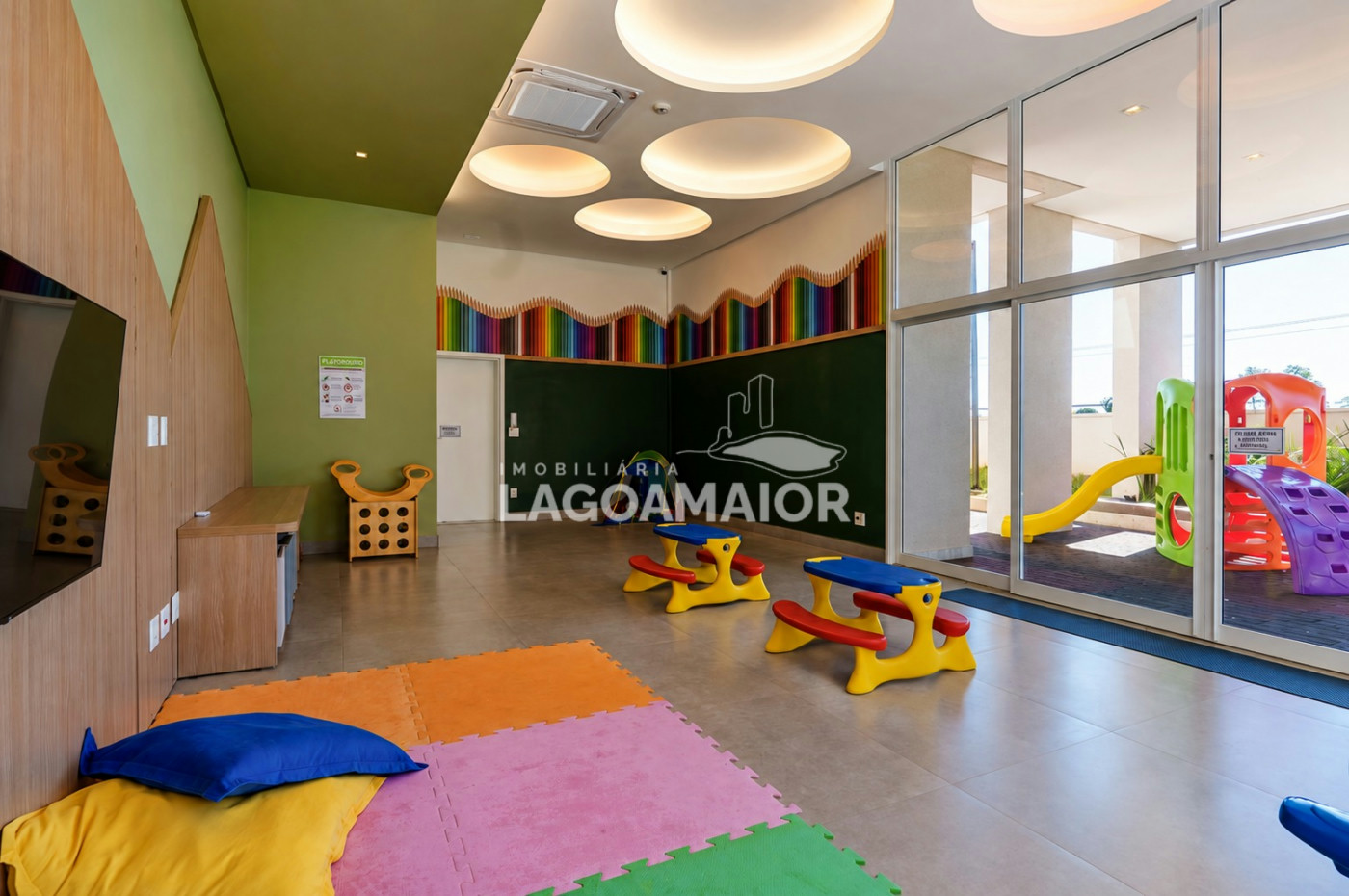 Apartamento à venda com 3 quartos, sendo 3 suítes, no condomínio Duetto Iguatemi Residencial, Três Lagoas - MS