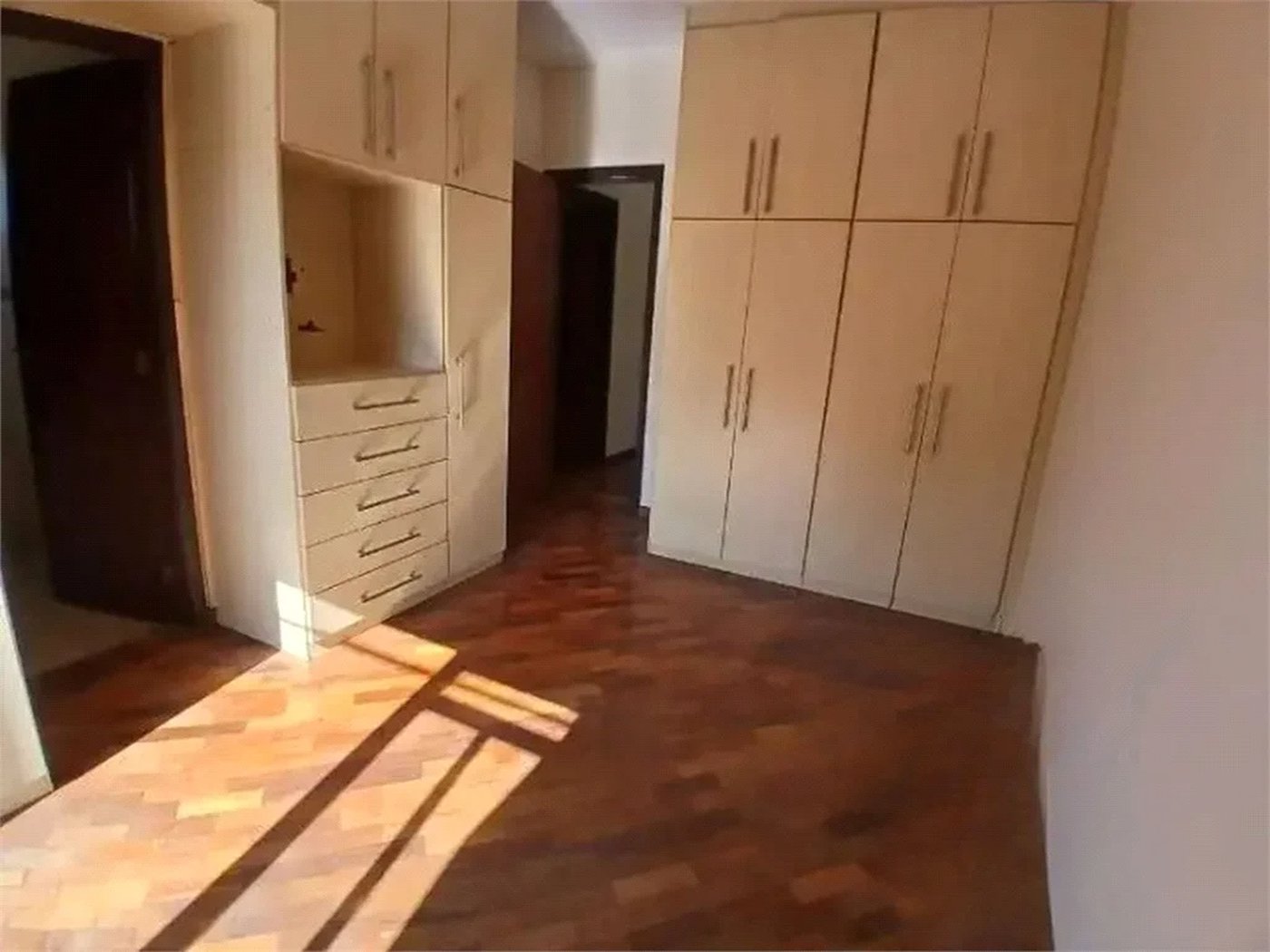 Sobrado à venda com 3 suítes em Vila São Silvestre, São Paulo, SP