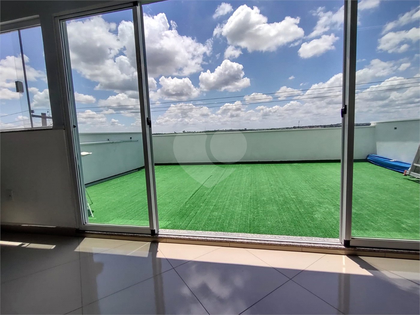 Casa à venda com 3 quartos, sendo 1 suíte,  em Jardim Alegria, Sorocaba, SP