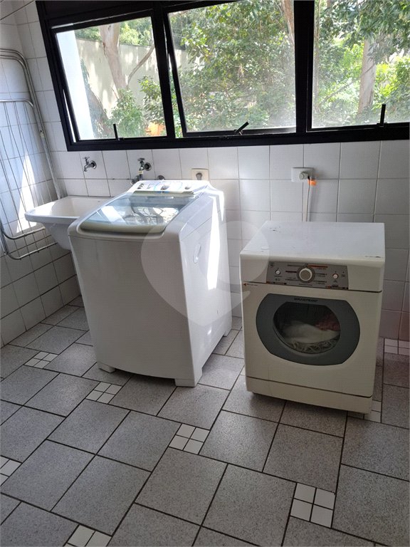 Apartamento à venda com 3 suítes em Vila Andrade, São Paulo, SP