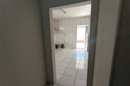 Casa à venda ou para alugar com 3 quartos, sendo 1 suíte, no Centro, Itapetininga, SP