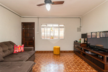 Sobrado à venda com 2 quartos em Vila Dom Pedro II, São Paulo, SP