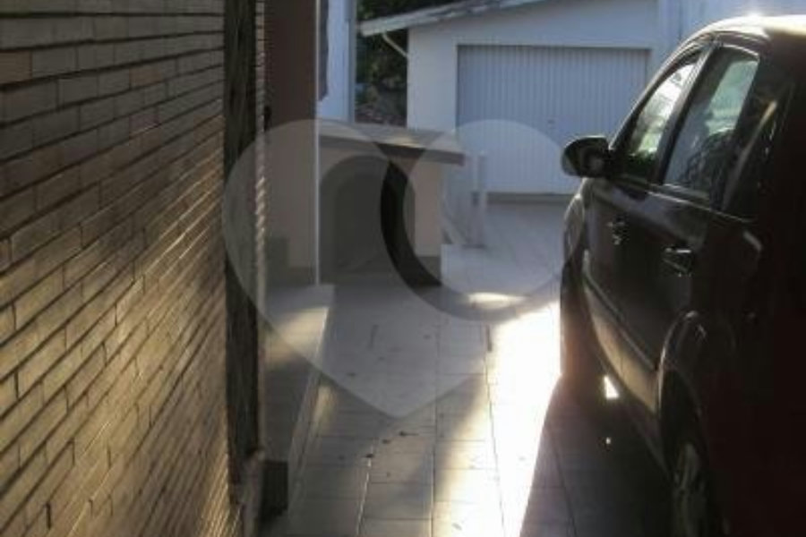 Casa Térrea à venda com 3 quartos em Jardim Floresta, São Paulo, SP