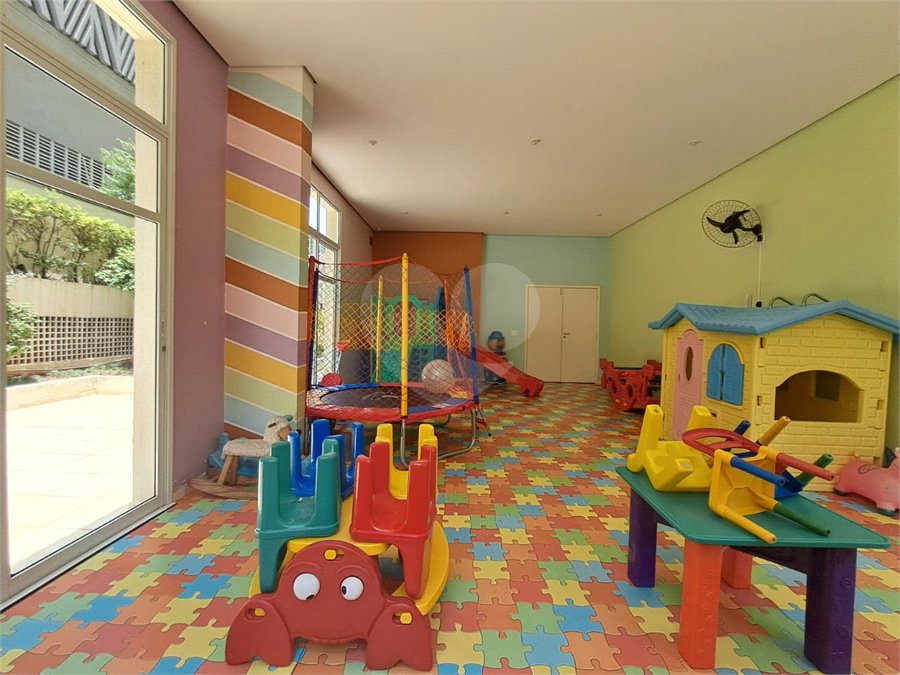 Apartamento à venda com 2 quartos, sendo 1 suíte, em Pinheiros, São Paulo, SP