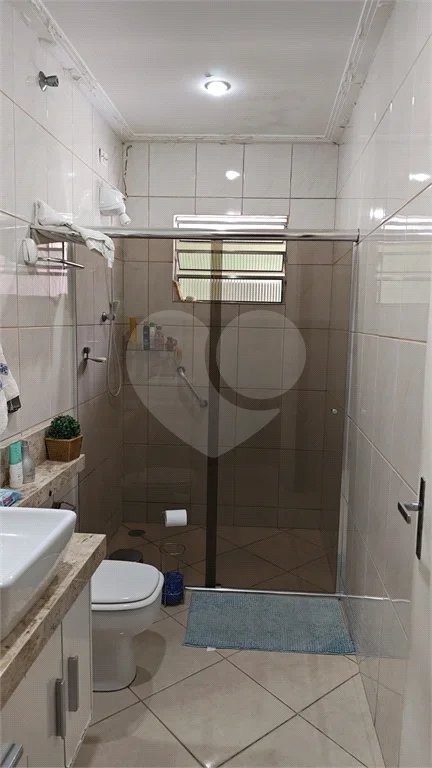 Casa à venda com 3 quartos, sendo 1 suíte, em Jaraguá, São Paulo, SP