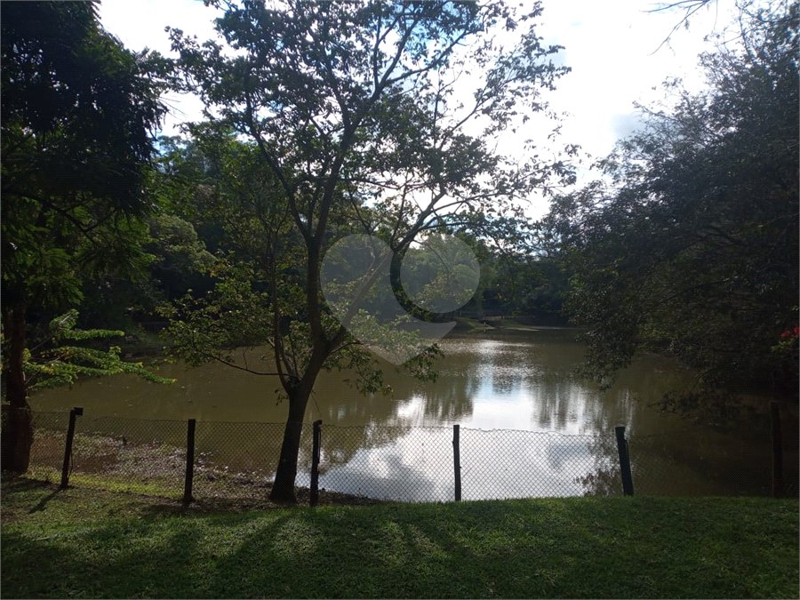 Casa à venda com 3 suítes no condomínio Villaggio Capriccio, Louveira - SP
