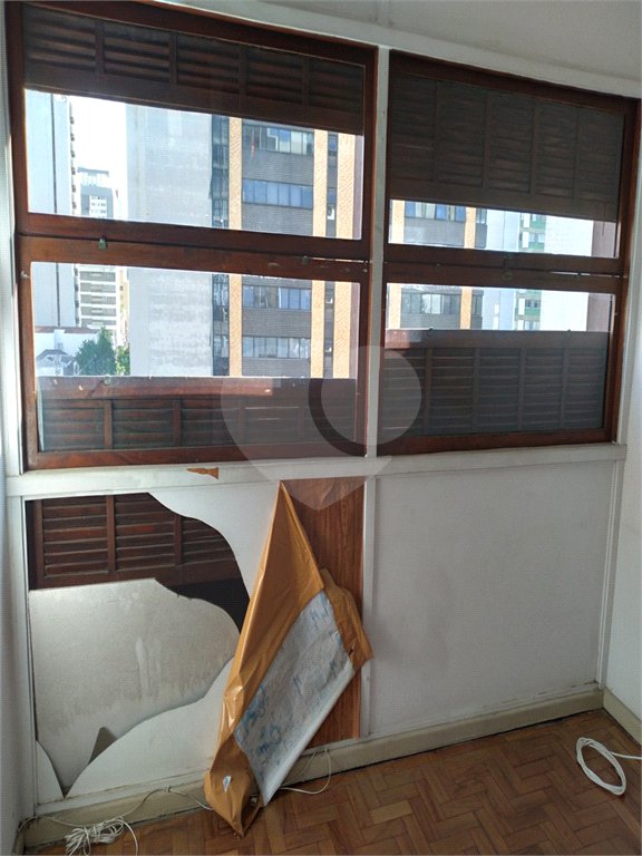 Apartamento à venda com 3 quartos, sendo 1 suíte, em Jardim Paulista, São Paulo, SP