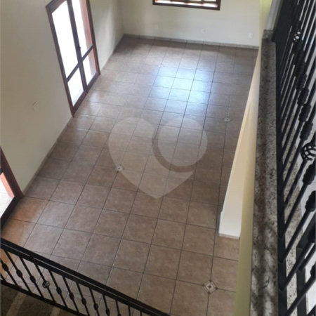 Casa à venda com 3 quartos, sendo 1 suíte, no condomínio Parque da Fazenda, Itatiba - SP