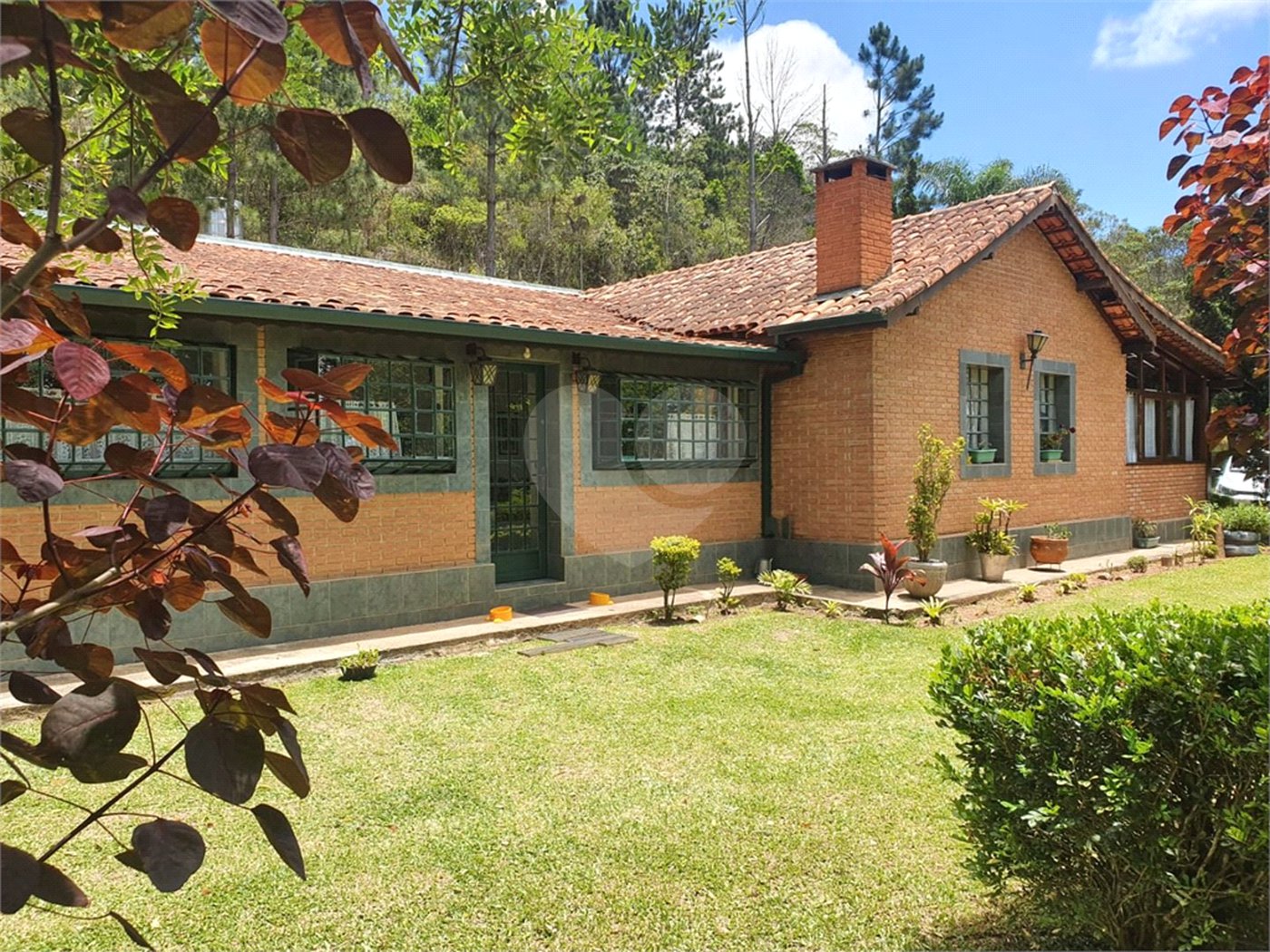 Sítio à venda com 6 quartos, sendo 5 suítes,  em Curral, Ibiúna, SP