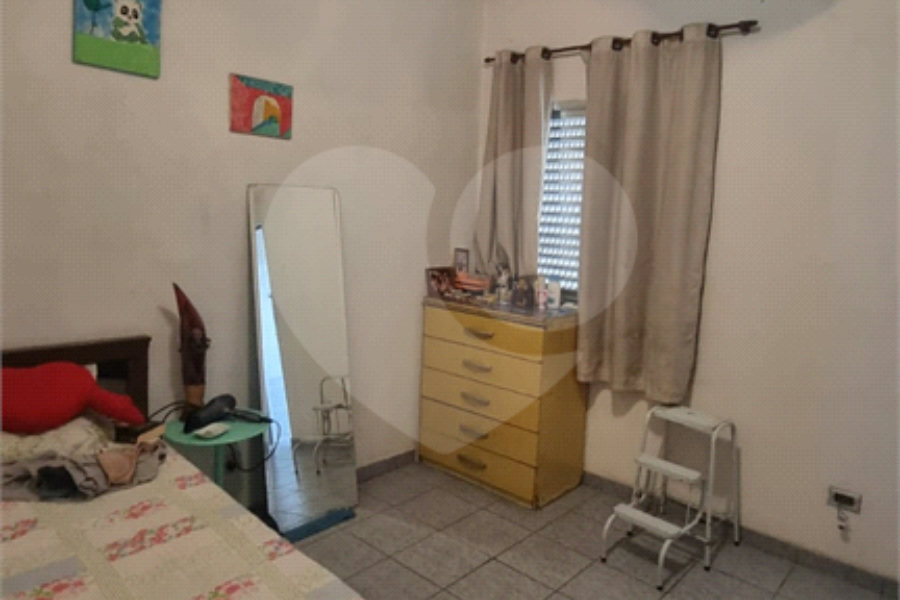 Sobrado à venda com 2 quartos, sendo 1 suíte, em Tremembé, São Paulo, SP