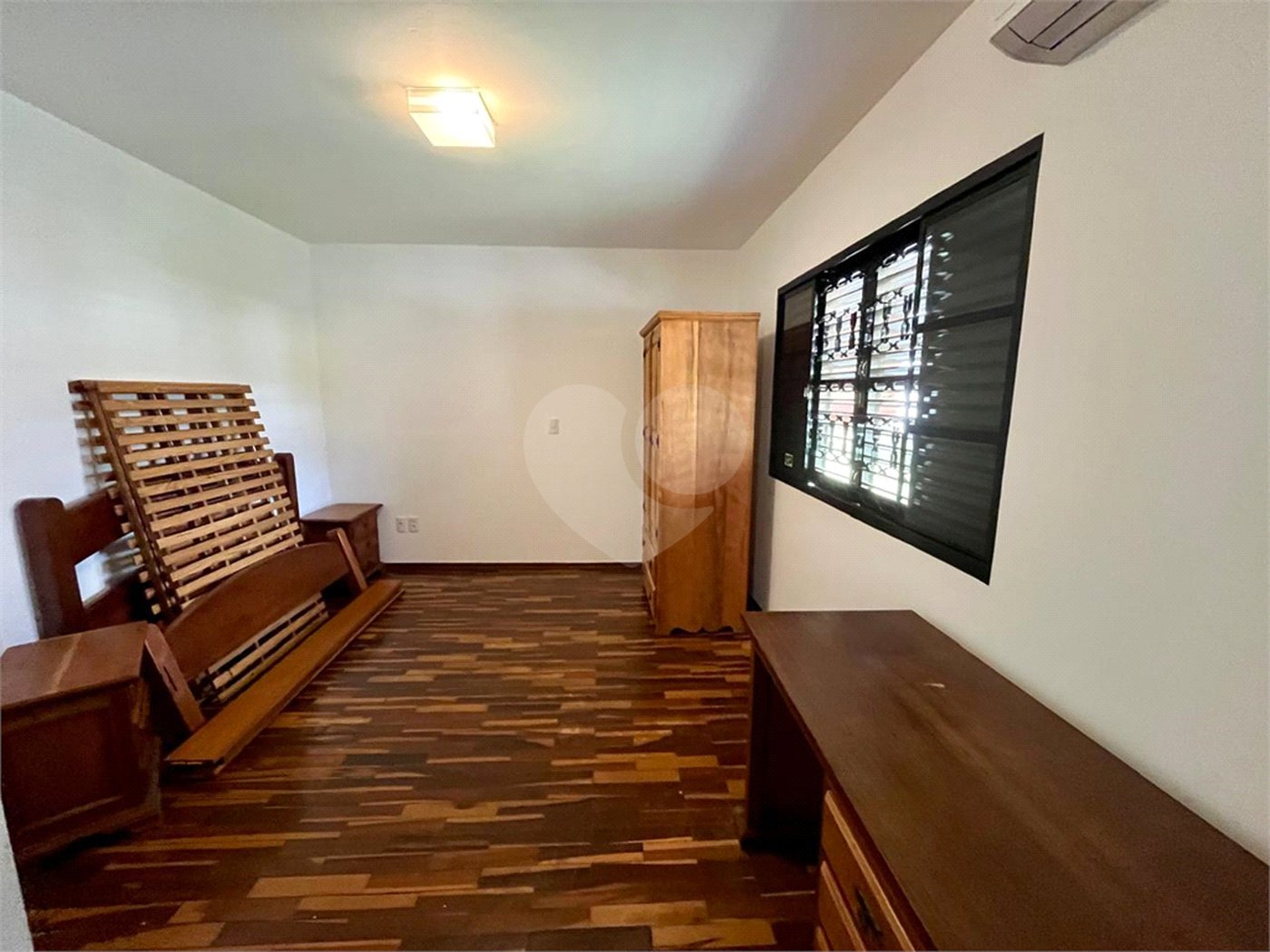 Casa Térrea à venda com 3 quartos, sendo 1 suíte,  em Cidade Universitária, Campinas, SP