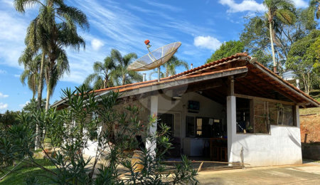 Sítio à venda com 3 quartos, sendo 1 suíte,  no Centro, Biritiba-mirim, SP