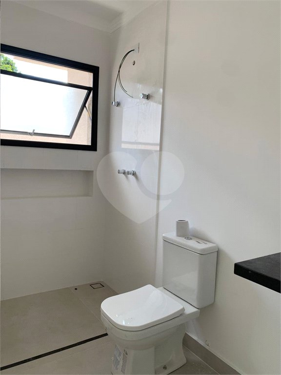 Casa à venda com 3 suítes no condomínio Residencial Celina, Atibaia - SP
